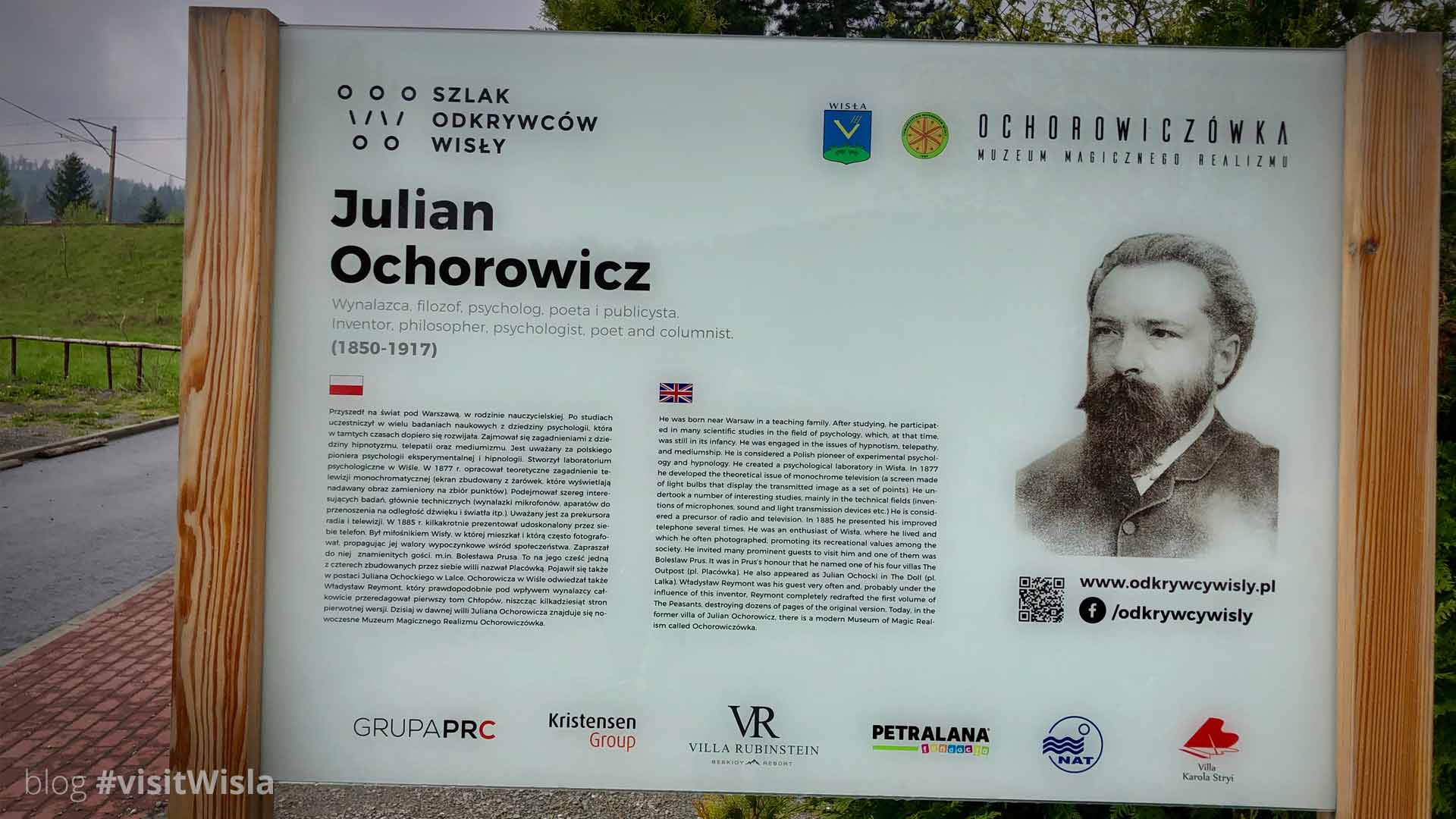 Jedna z tablic Szlaku Odkrywców Wisły, poświecona Julianowi Ochorowiczowi.